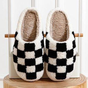 Chausson Blanc à Carreaux Noir élégant